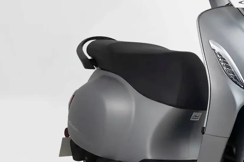 Bajaj Chetak thumbnail 7