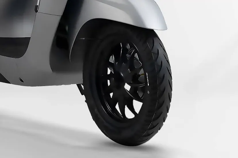 Bajaj Chetak thumbnail 8