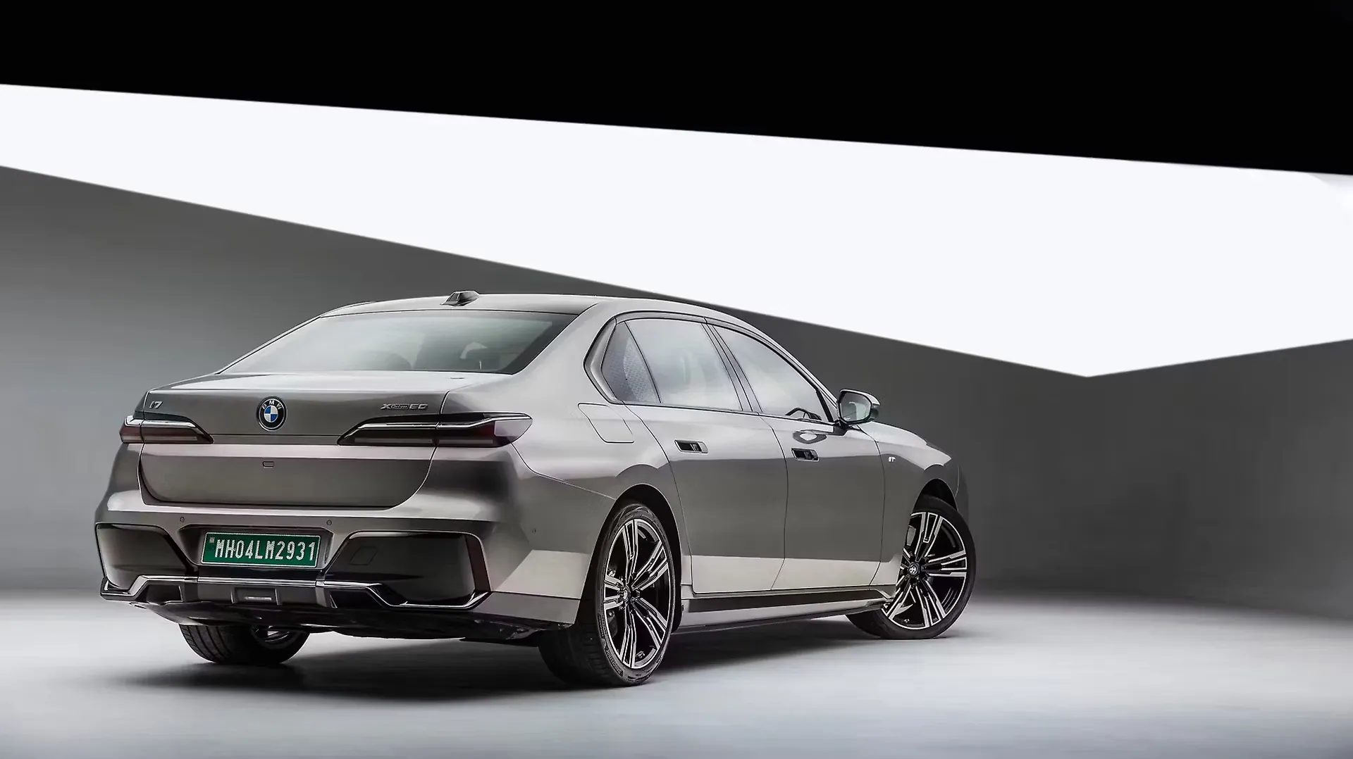 BMW i7 thumbnail 13