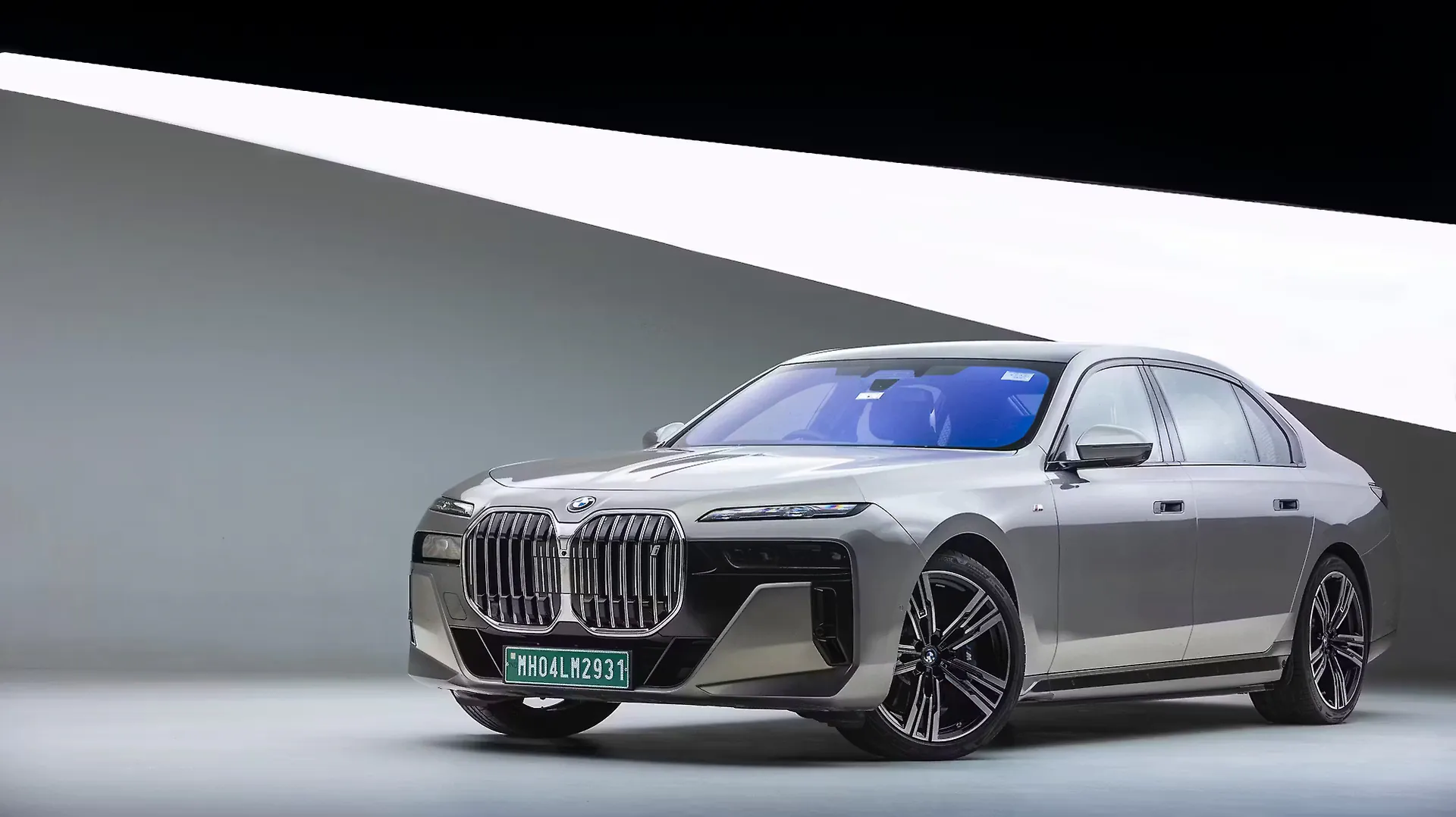 BMW i7 thumbnail 17