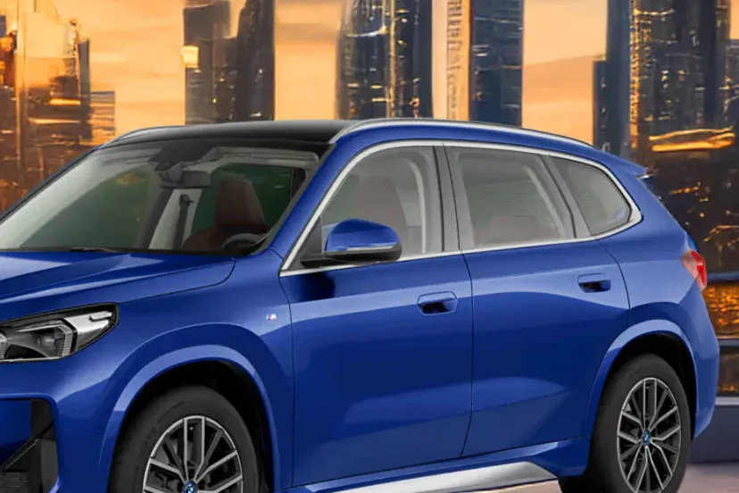 BMW iX1 thumbnail 12