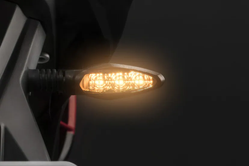 Revolt RV400 thumbnail 11