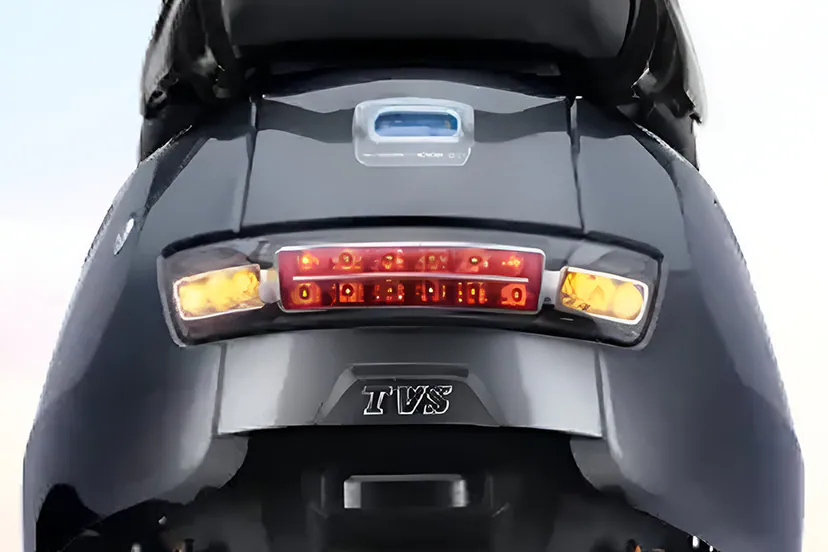 TVS iQube S thumbnail 9