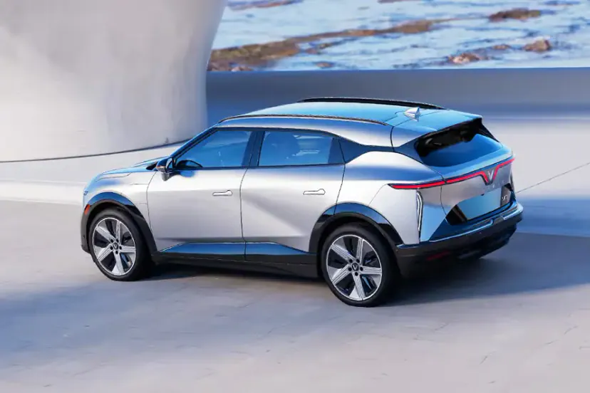 VinFast VF MPV 7 thumbnail 18